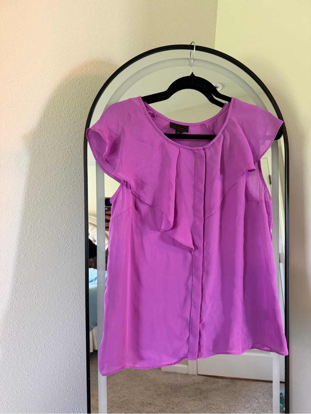 Worthington Fuchsia Ruffle Front Flutter Sleeve Blouse - L